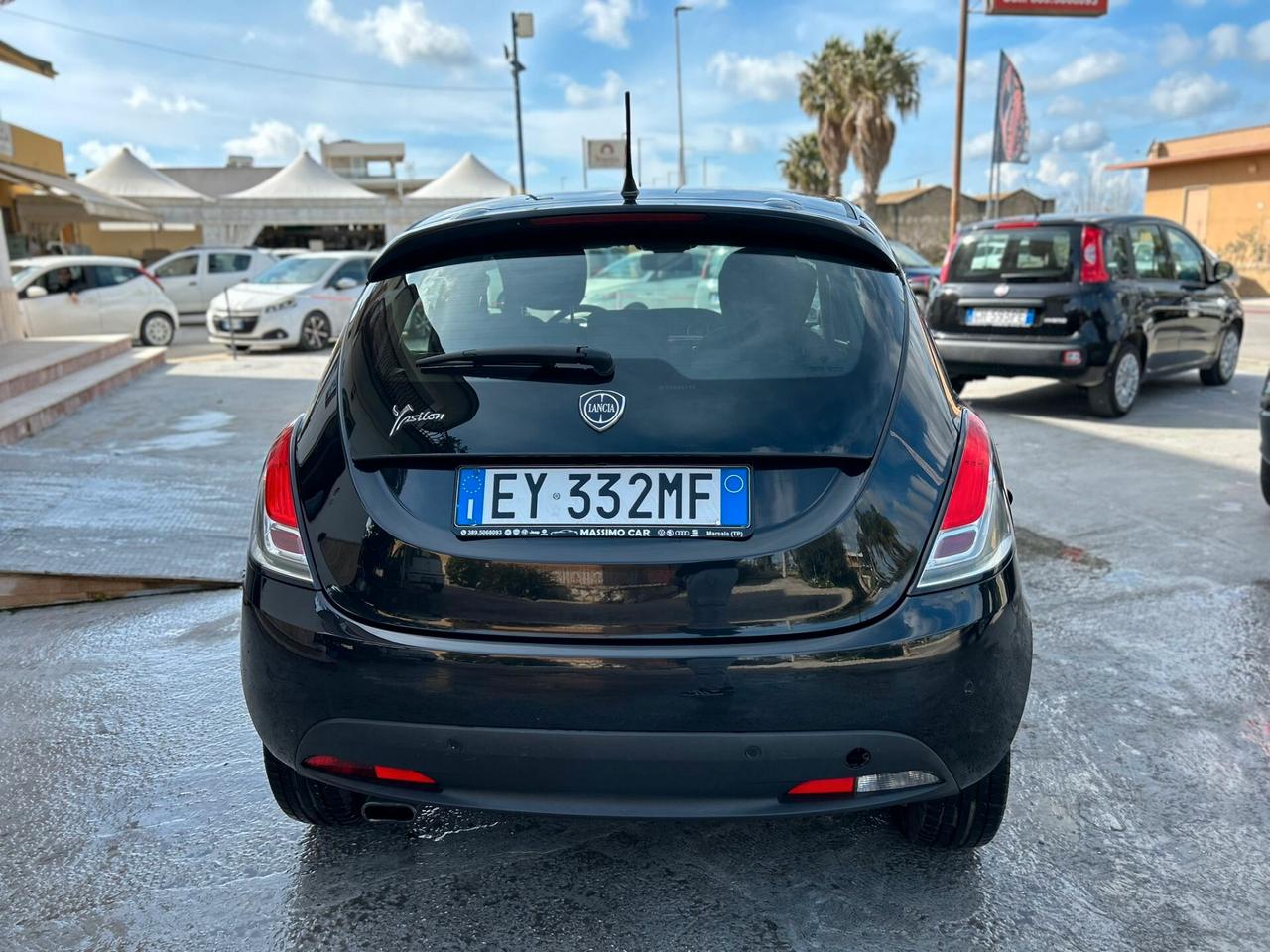 Lancia Ypsilon 1.2 69 CV 5 porte Gold