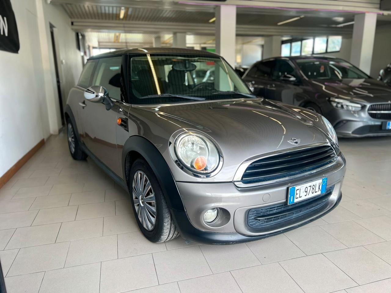 Mini 1.6 16V One (72kW)
