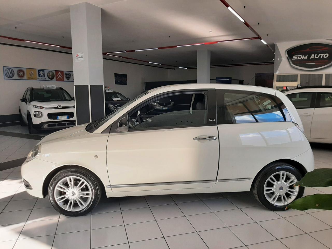 Lancia Ypsilon 1.2 69 CV Diva