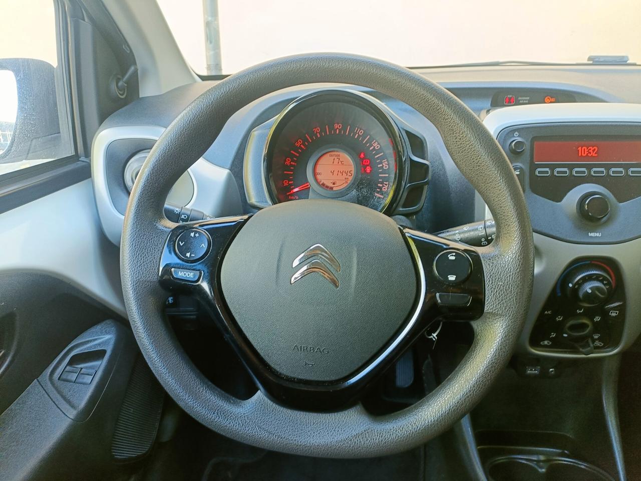 Citroen C1 VTi 72 5 porte Shine