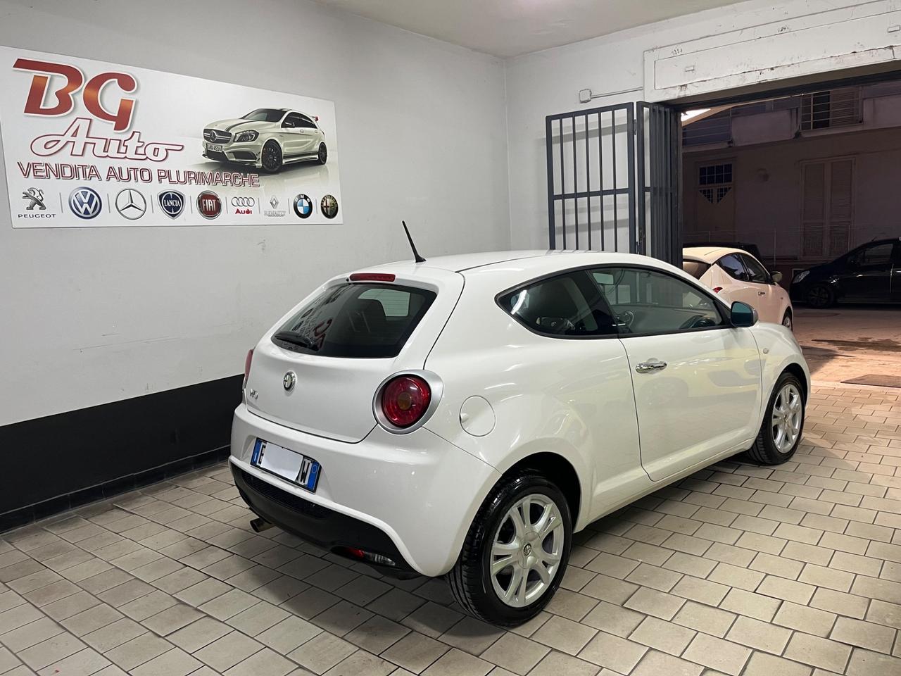 Alfa Romeo MiTo 1.4 M.air S&S Distinctive 2012