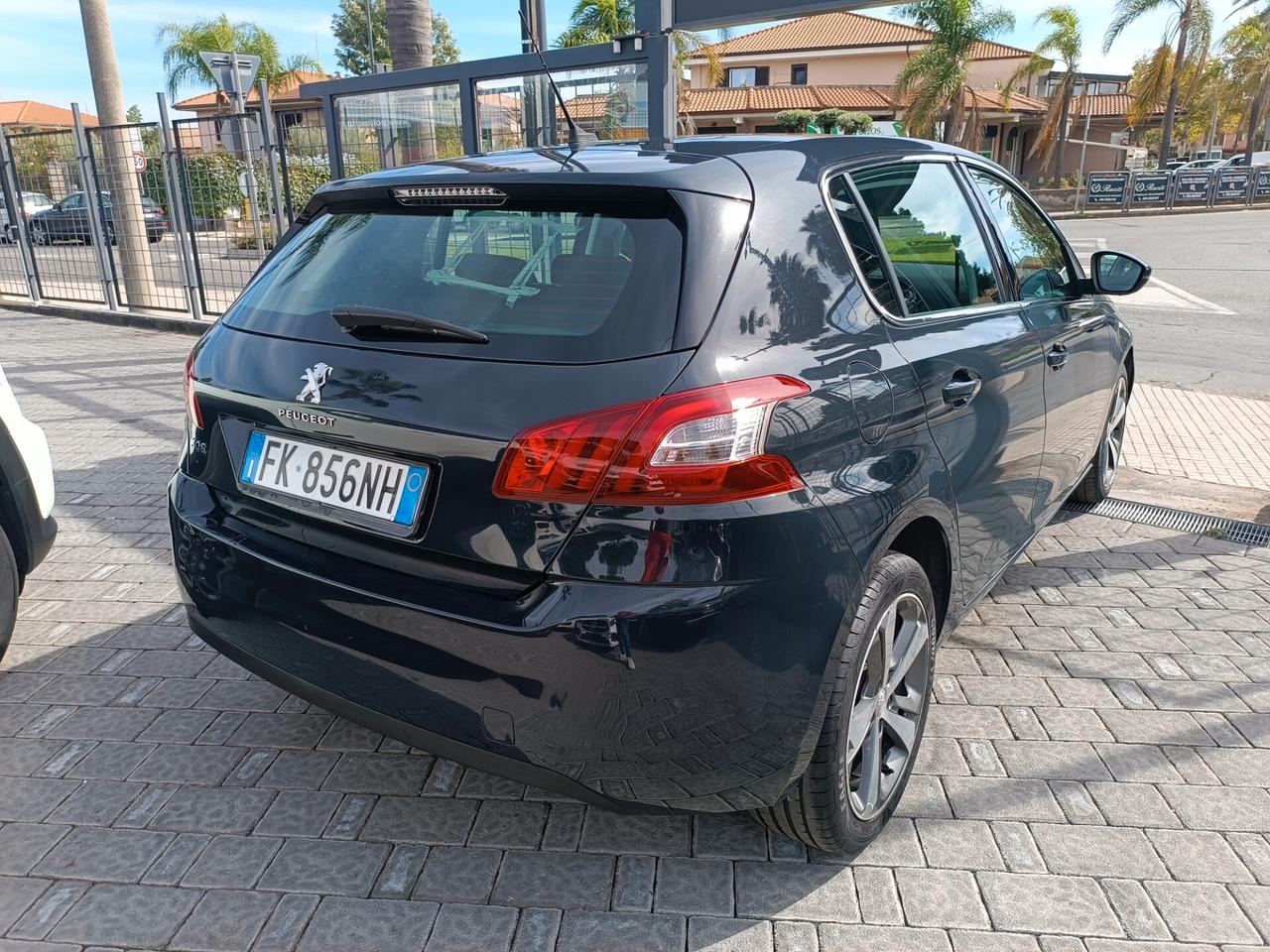 Peugeot 308 BlueHDi 120 S&S EAT6 Allure