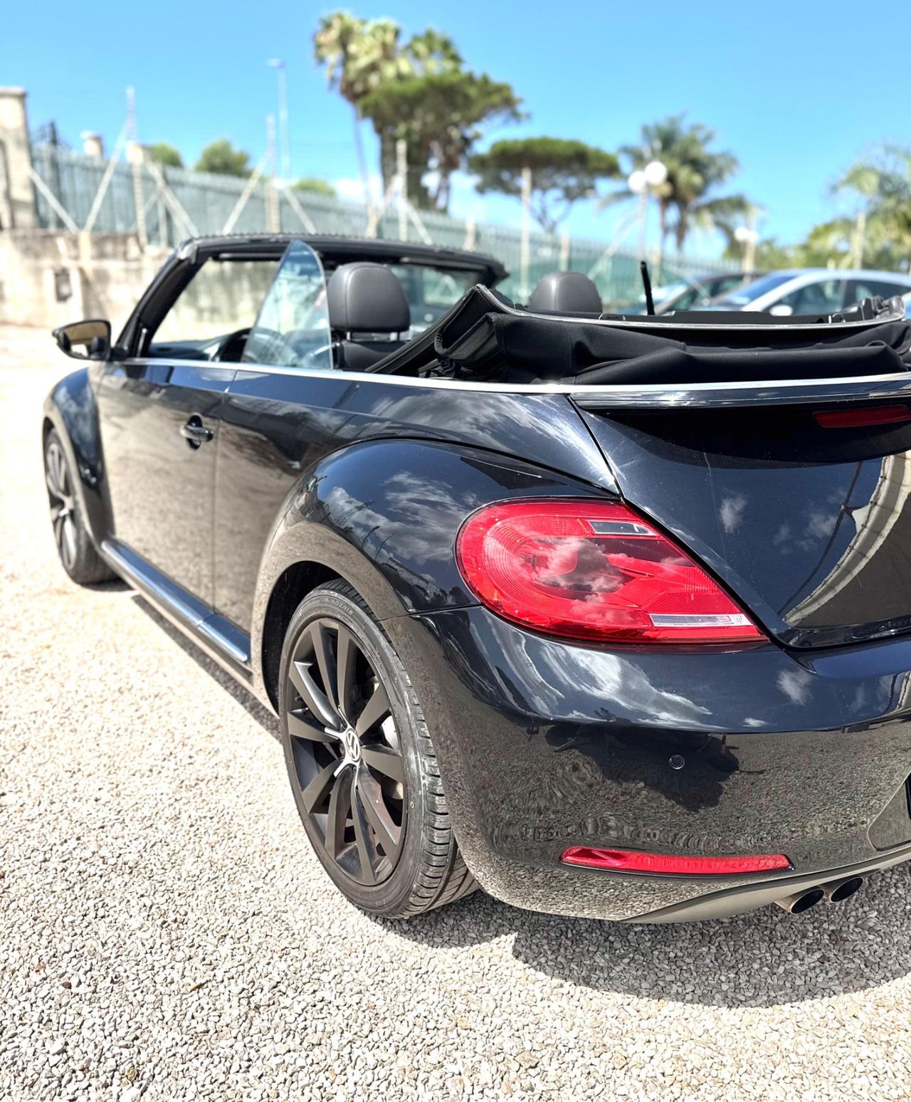 Volkswagen Maggiolino Cabrio 2.0 TDI Sport