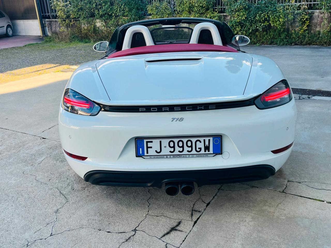 Porsche 718 Spyder Boxster 2.0 300cv