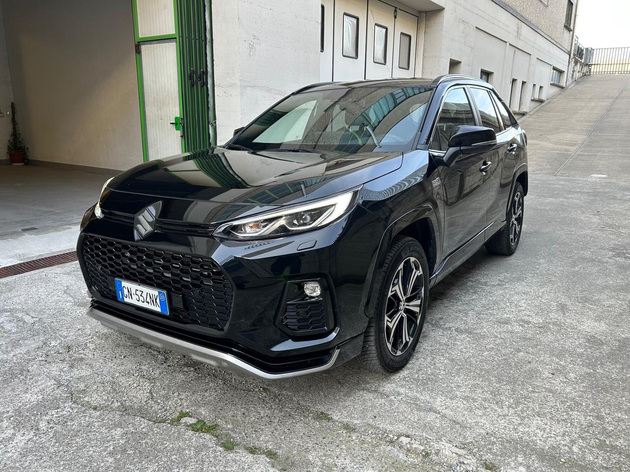 Suzuki Across 2.5 Plug-in Hybrid E-CVT 4WD Top