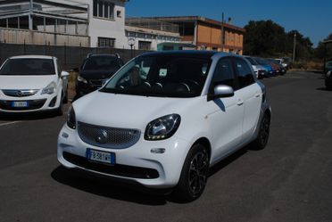 SMART FORFOUR 1.0 71 CV