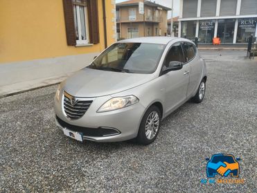 Lancia Ypsilon 5 Porte Ypsilon 1.2 8v Gold c/CL 69cv E6