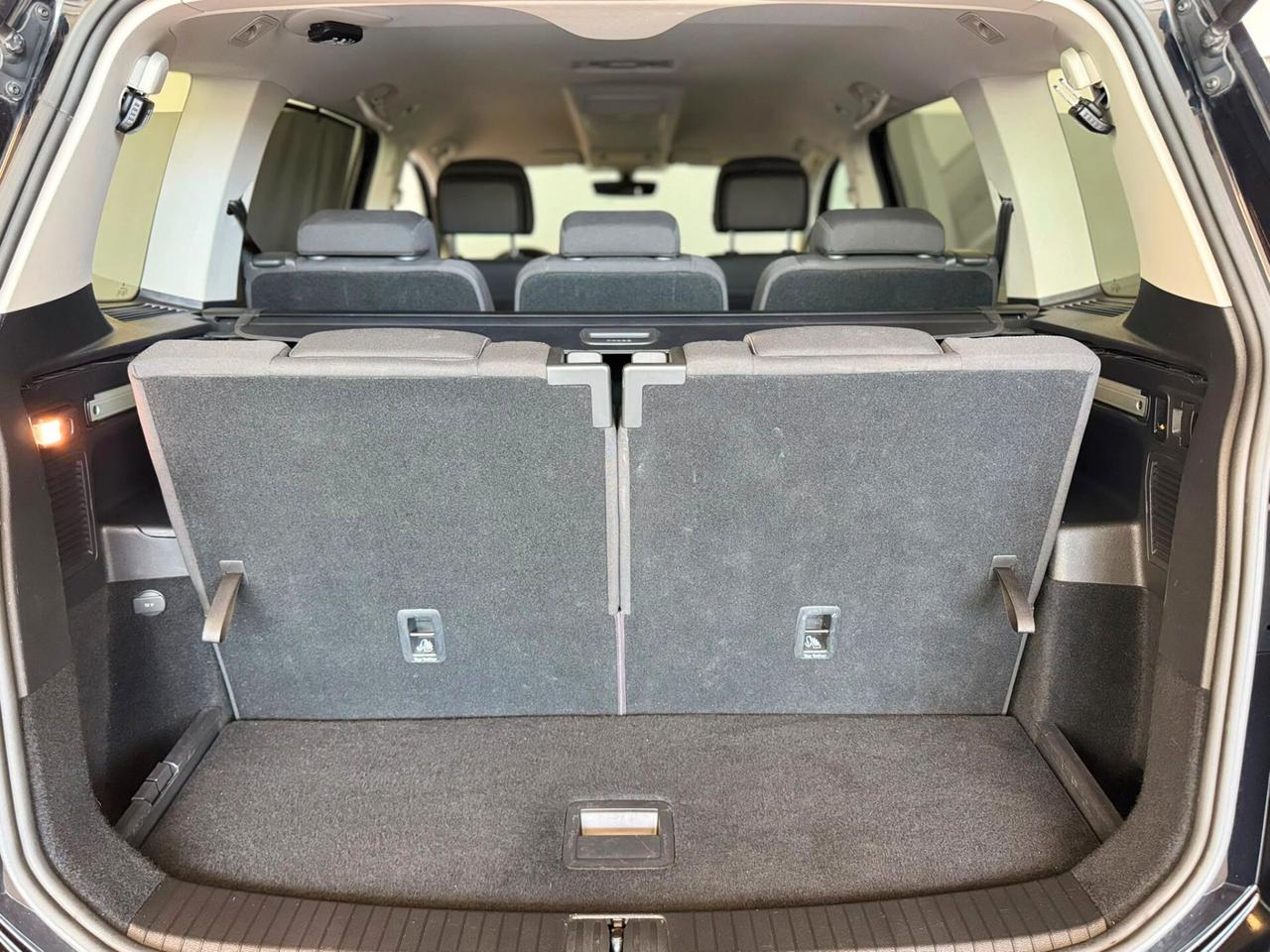 Volkswagen Touran 1.5 TSI Comfortline 7posti gancio