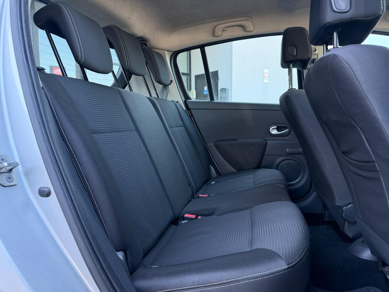 Renault Clio 1.2 16V 5 porte GPL Confort