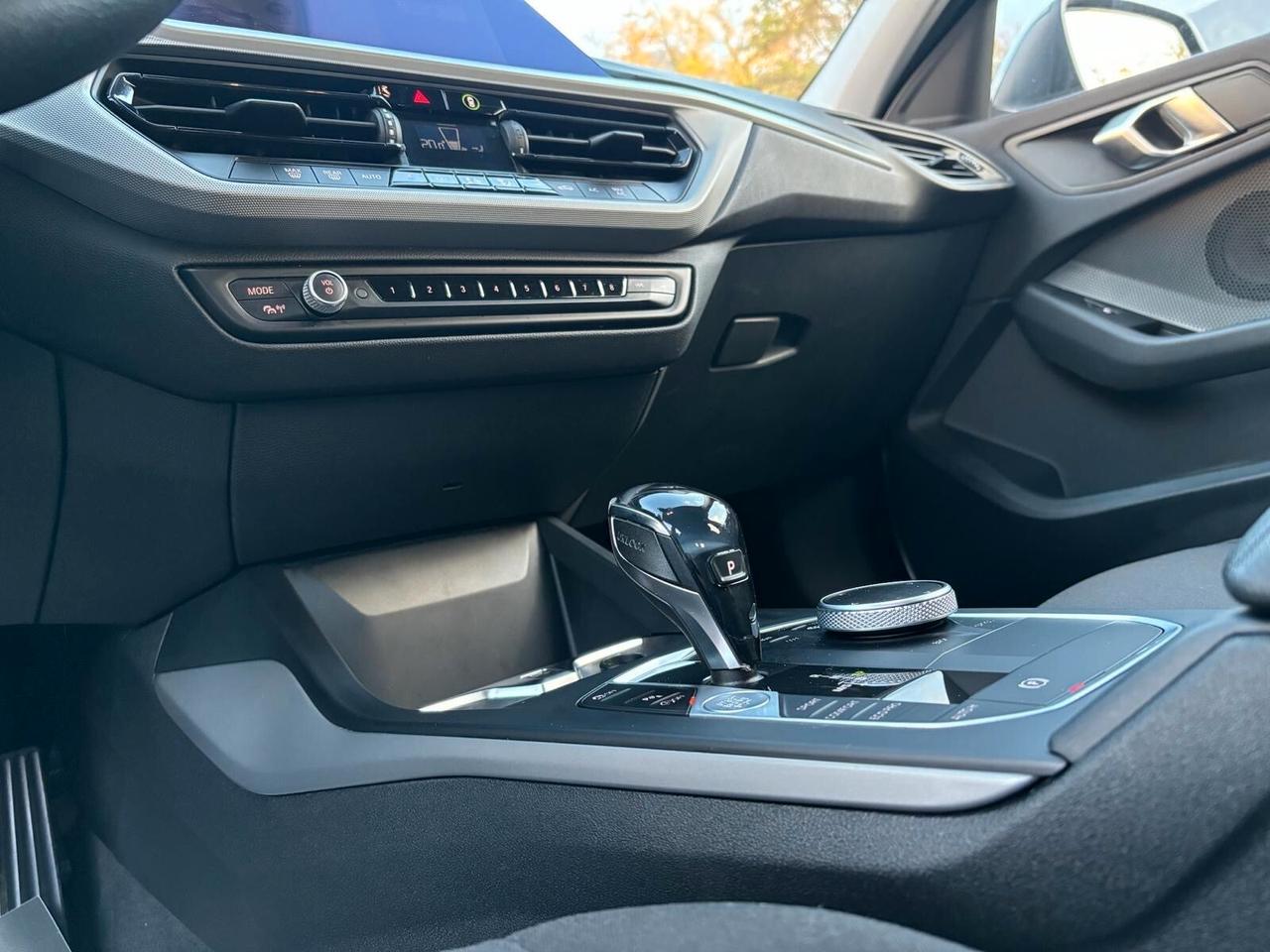 Bmw 116d 5p AUTOMATIC 116 CV Sport FULL- TOTAL BLACK km 99.000