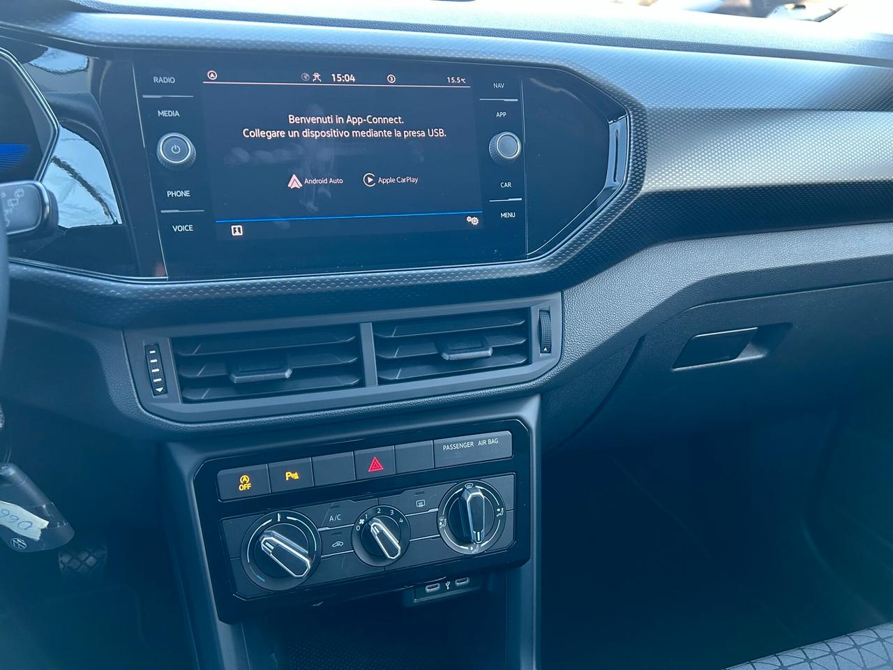 Volkswagen T-Cross 1.0 TSI 95CV Life - OK NEOPATENTATI