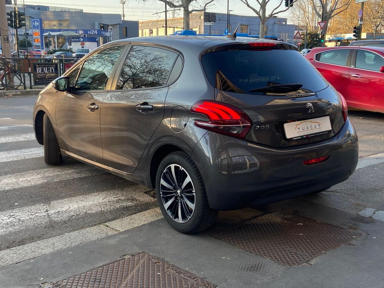 Peugeot 208 Signature 1.2 PureTech #9979