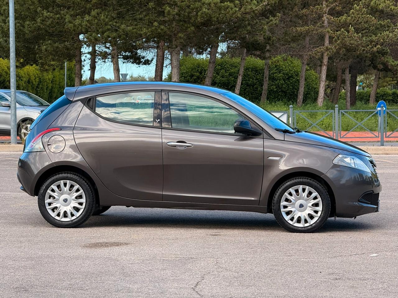 Lancia Ypsilon GARANZIA 12 MESI