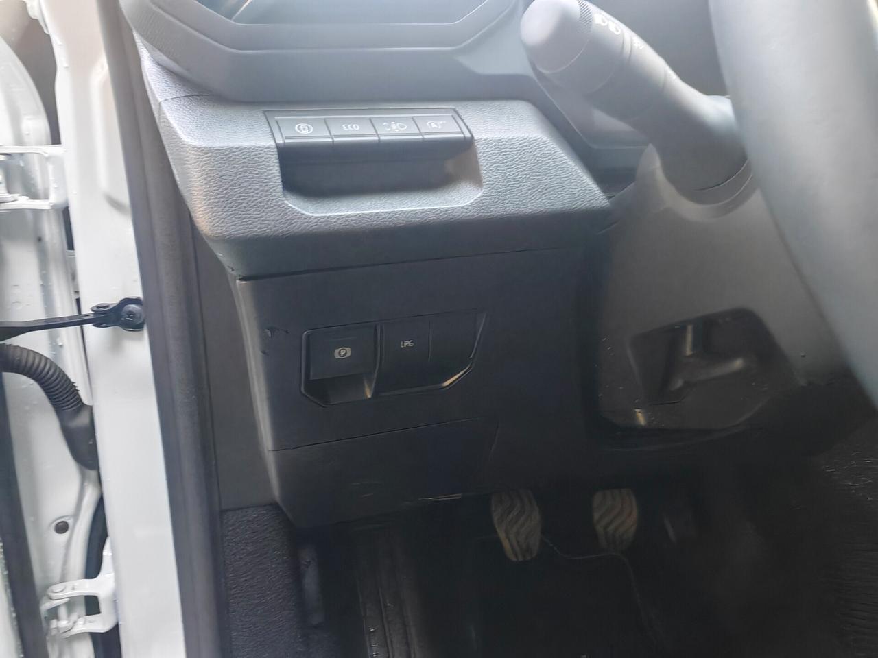 Dacia Duster nuova GPL Km 10.900