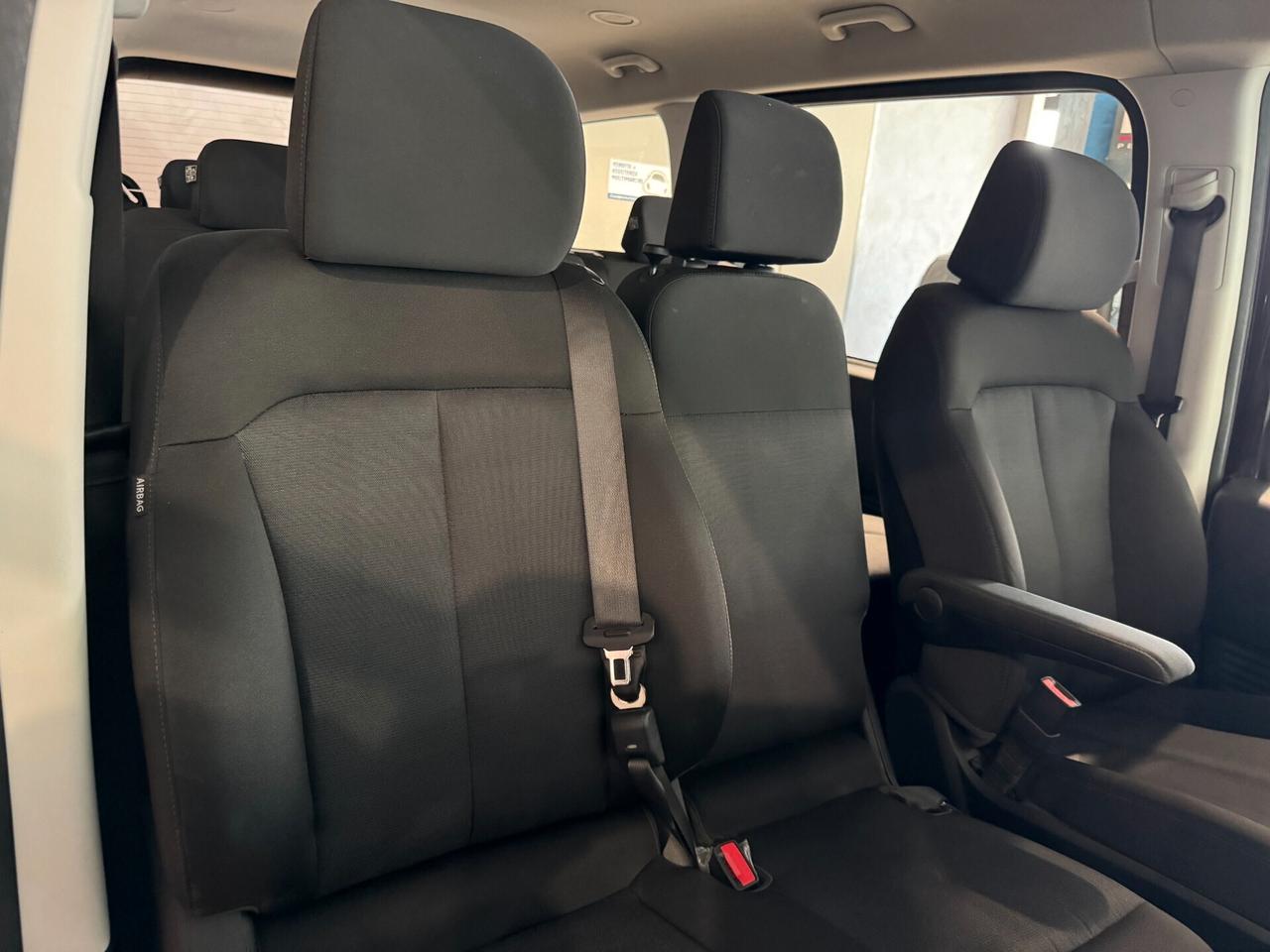 Hyundai STARIA 2.2 Wagon 2wd auto Led App conn 9p 18" (+Iva)