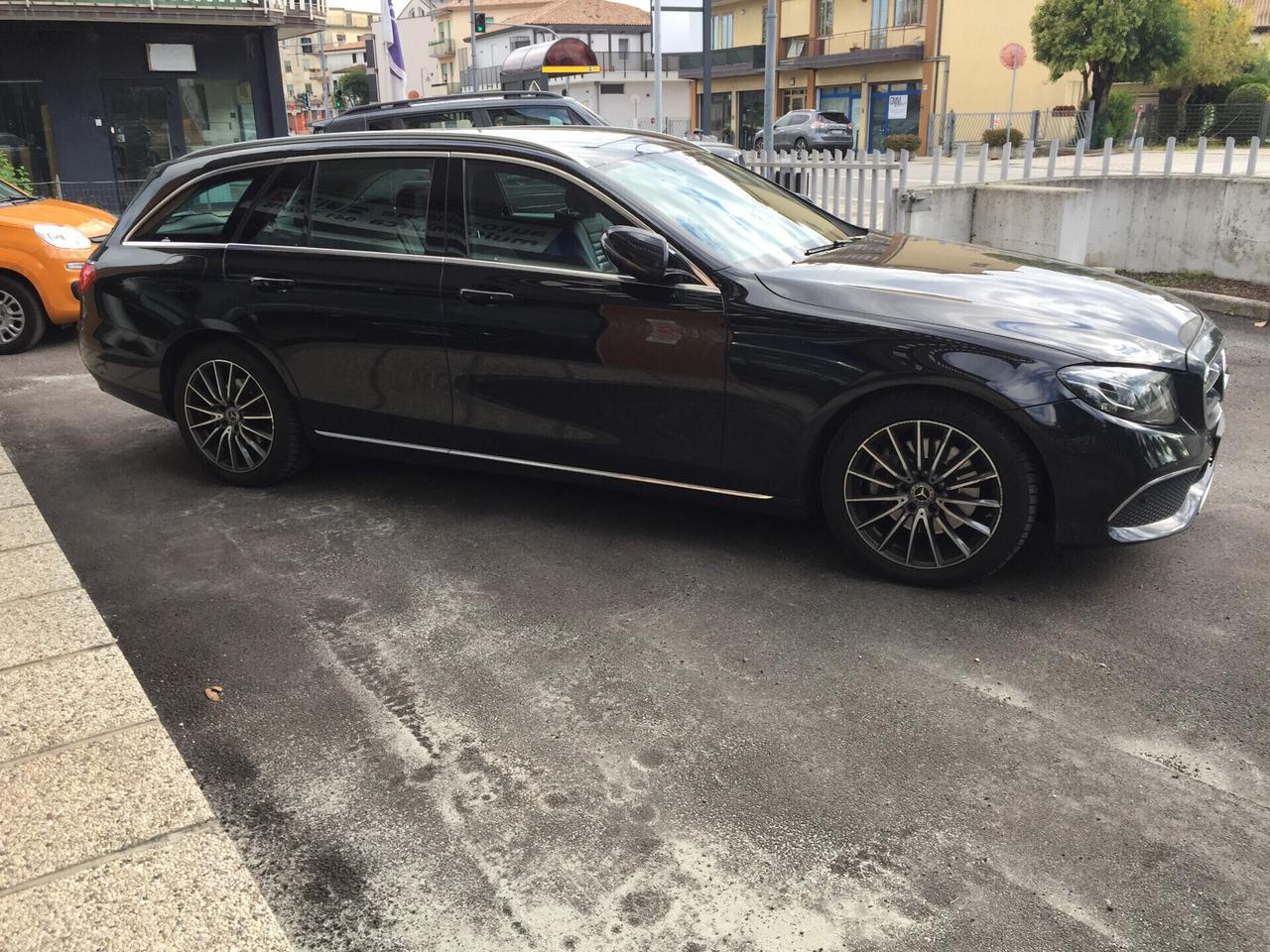 Mercedes-benz E 220 d S.W. 4Matic Auto Premium Plus