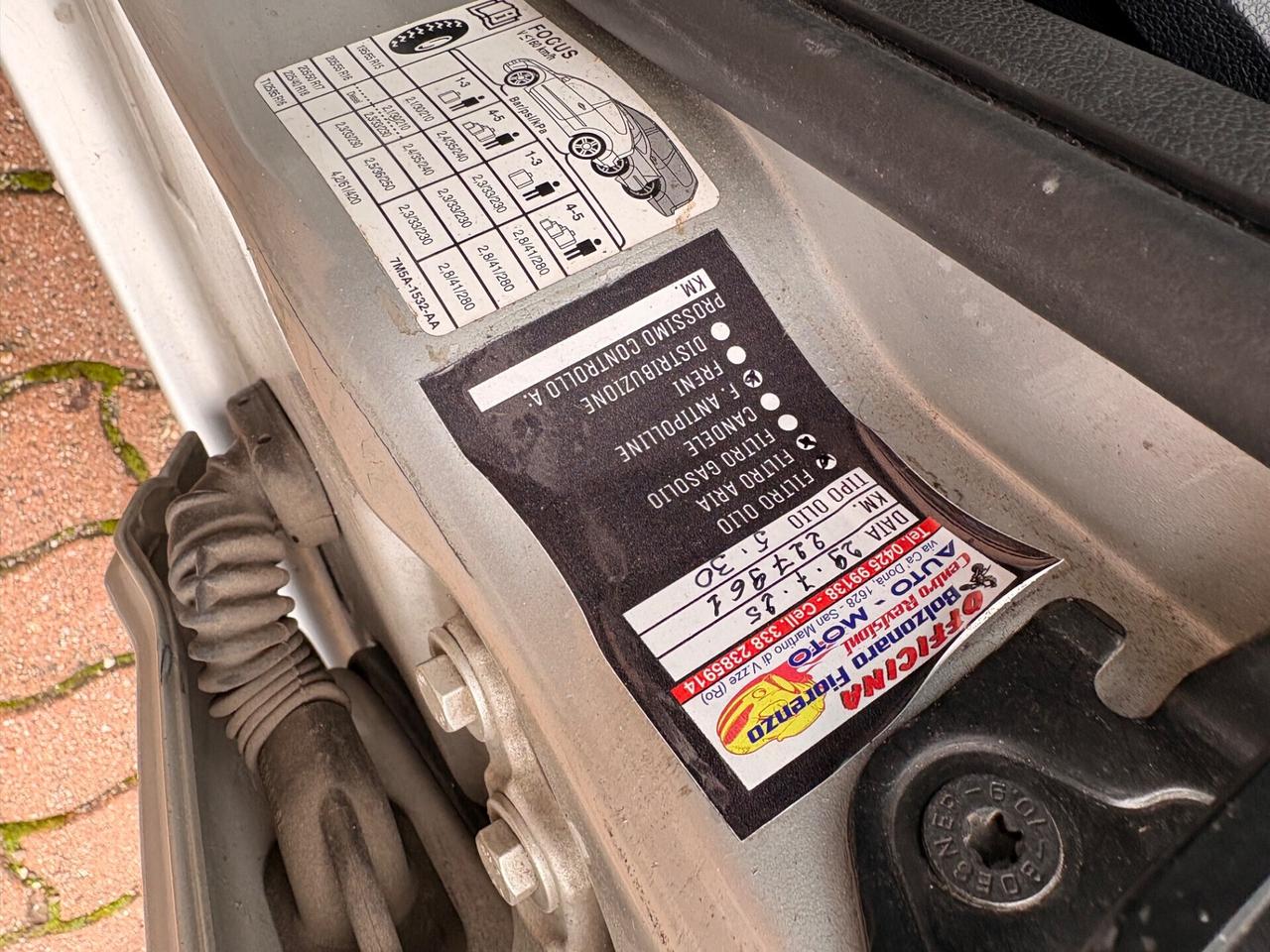 Ford Focus 2.0 (145CV) 5p. Bz.- GPL Tit.