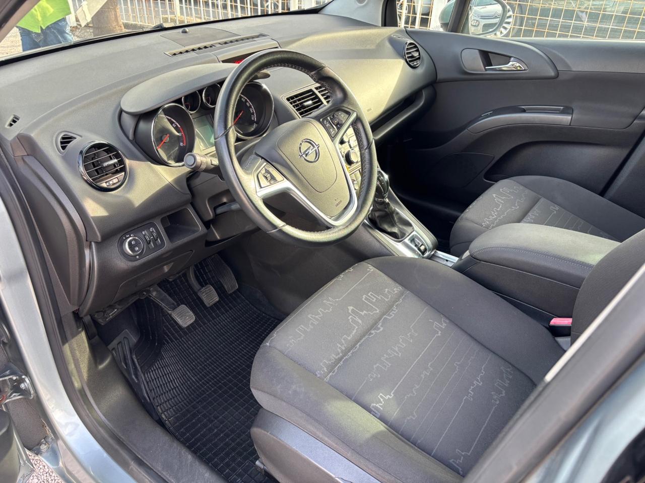 OPEL MERIVA 1.4 100CV COSMO 90.000KM