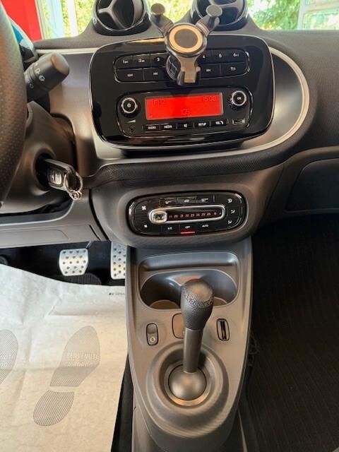 SMART FOR TWO 0.9 TURBO 90CV PASSION TWINAMIC SOLO 27.000KM PERFETTA!!!OK NEO PATENTATI
