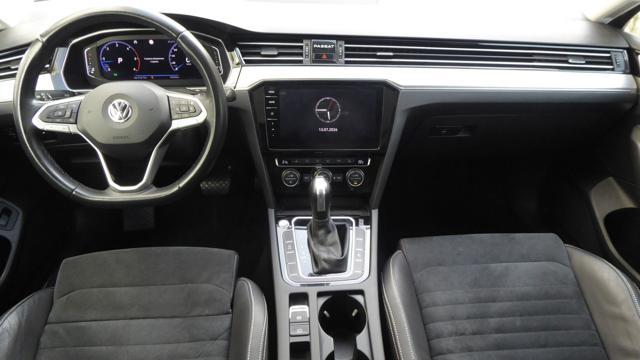 VOLKSWAGEN Passat Variant 2.0 TDI SCR 190 CV DSG Highline BMT