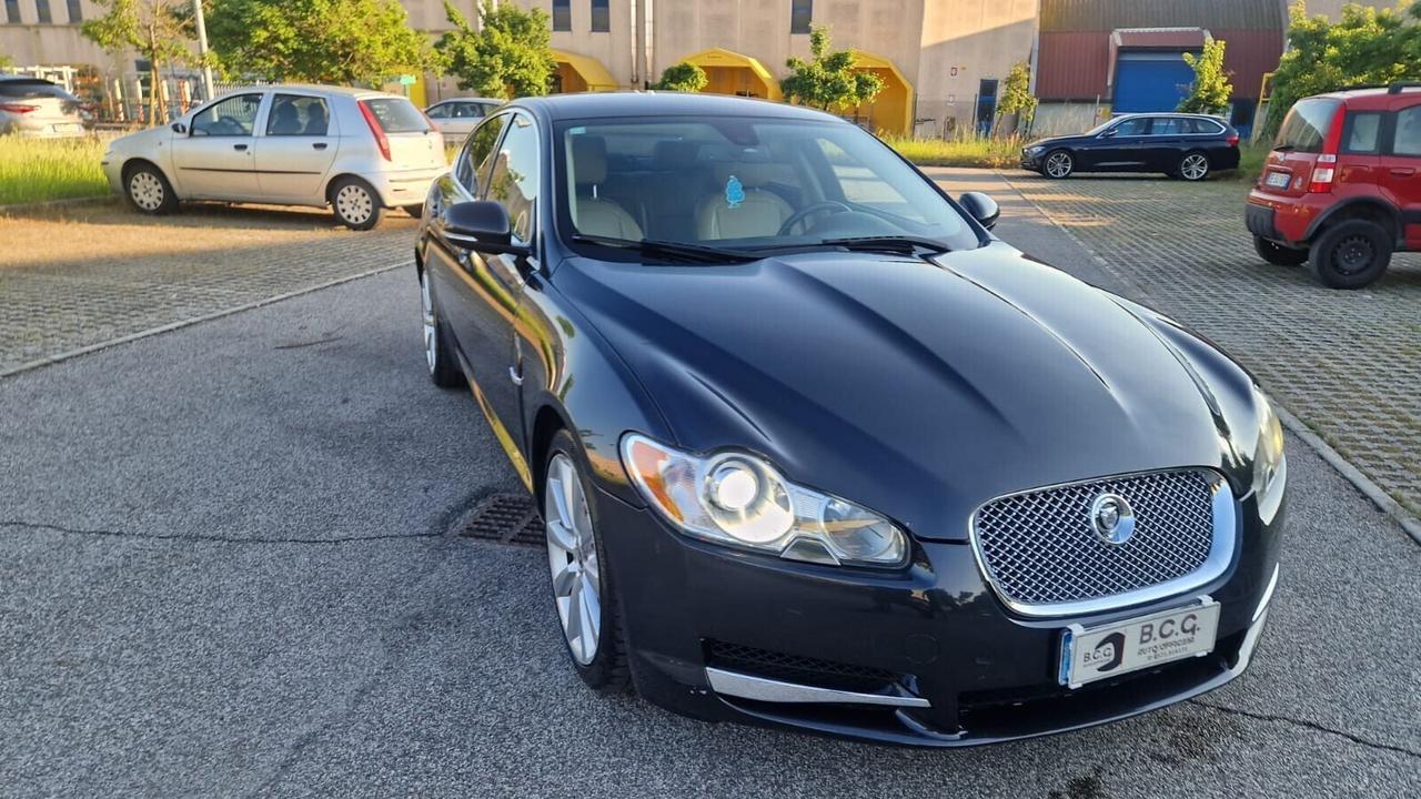 Jaguar XF 3.0 DS V6 Premium Luxury