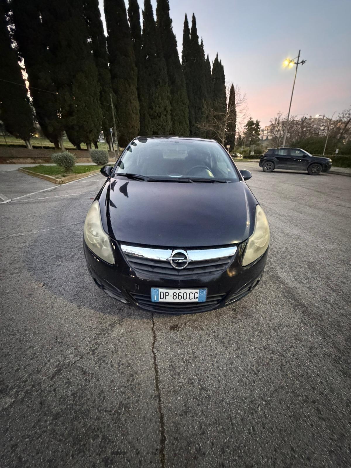 Opel Corsa 1.2 3 porte Sport