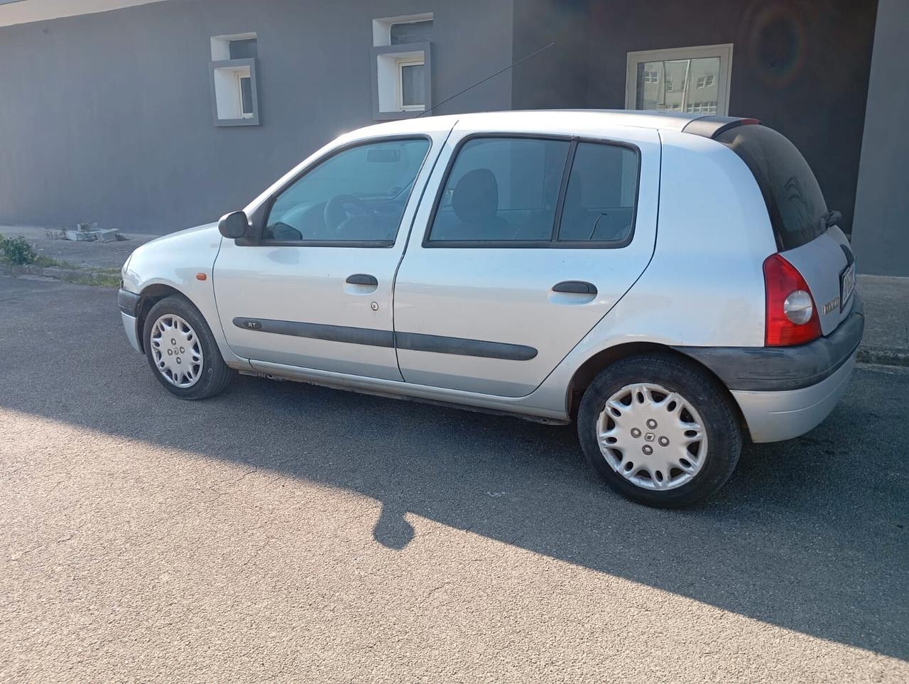 Renault Clio 1.2 cat 5 porte RT