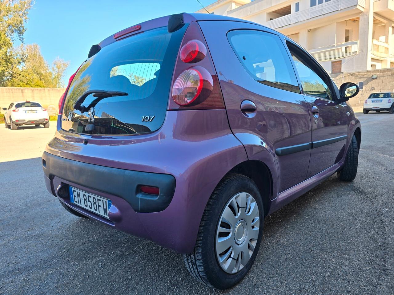 Peugeot 107 1.0 benz 68CV 5p automatica full opt nuova 2012