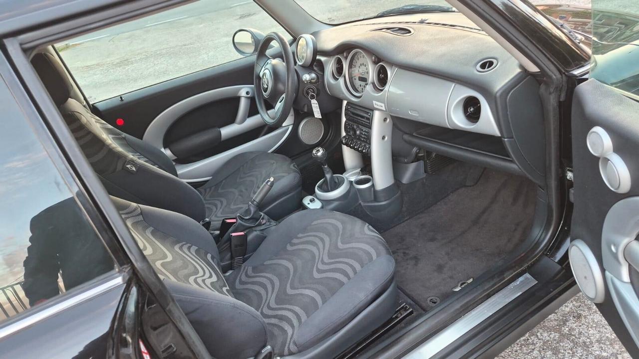Mini 1.6 16V One de luxe