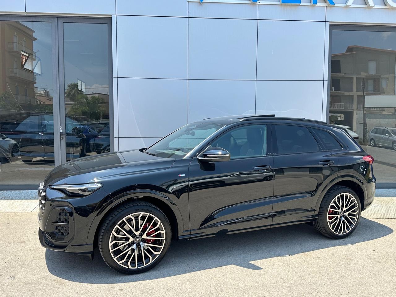 Audi Q5 tdi Sline possibilità noleggio no scoring