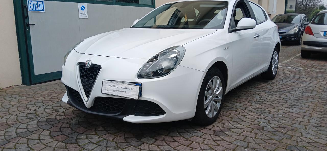 Alfa Romeo Giulietta 1.6 JTDm 120 CV neopatentati