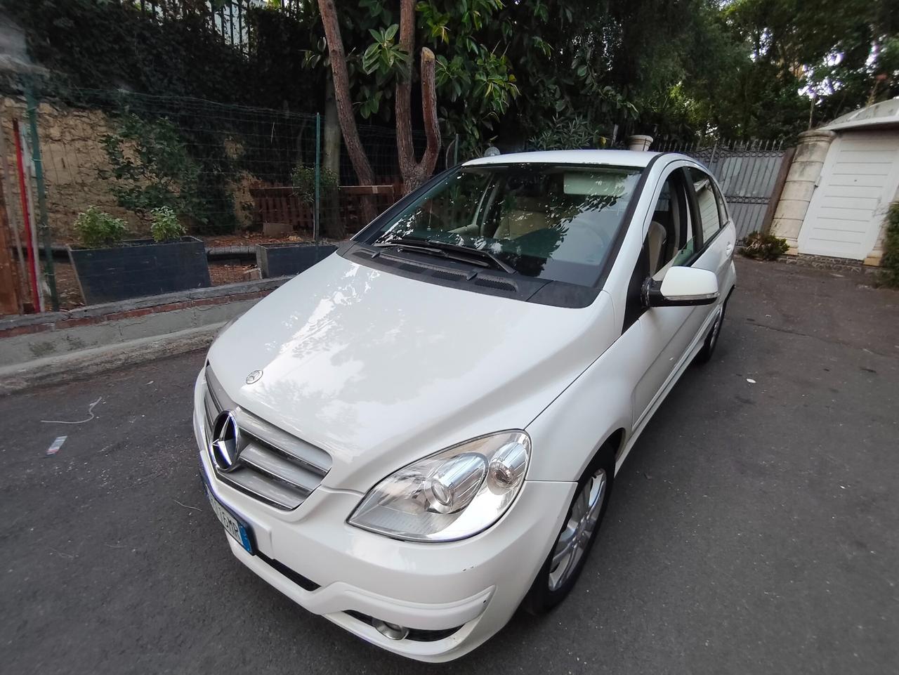 Mercedes-benz B 180 CDI 2011