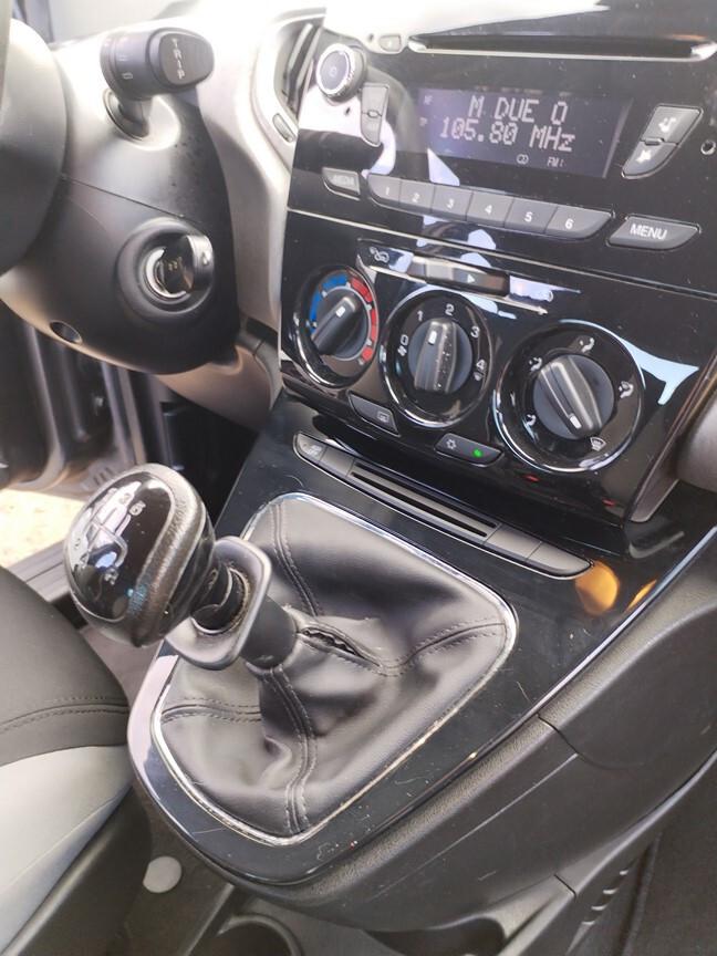 Lancia Ypsilon 1.2 69 CV 5p Silver 117000km euro 6 8/2015