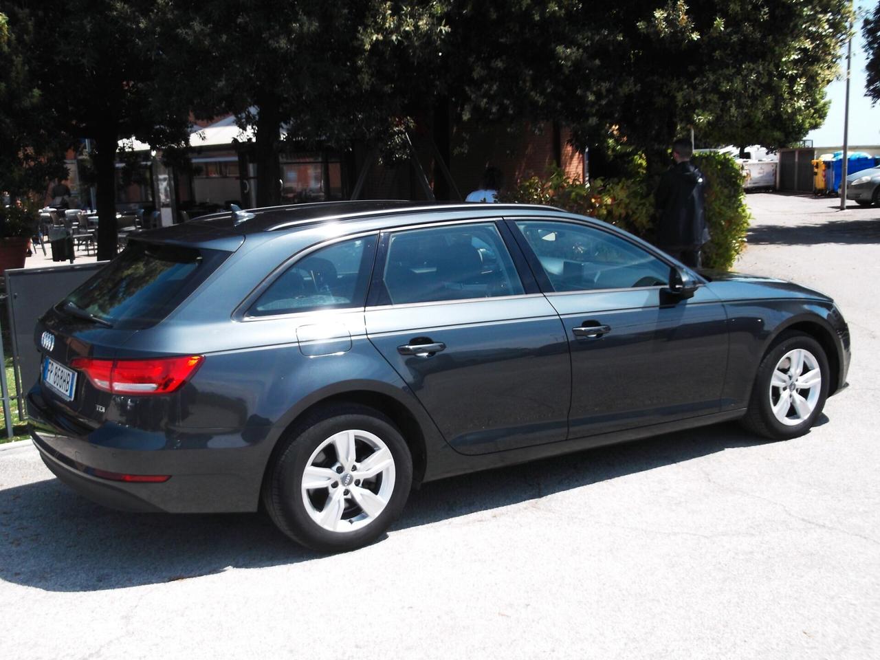 Audi A4 Avant 2.0 TDI 150 CV 2018