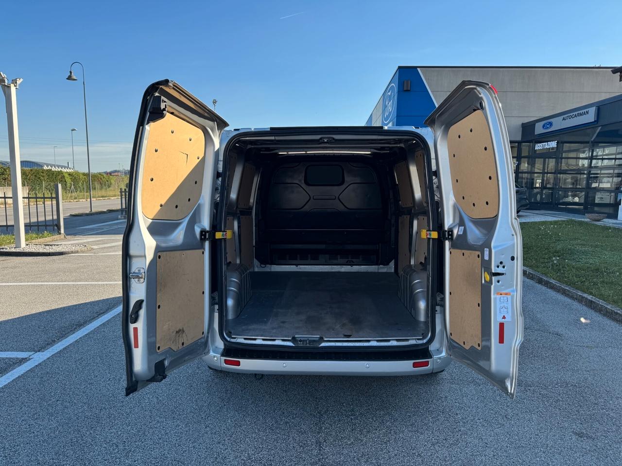 Ford Transit Custom Van Sport 2.0TDCi 185CV Autom. L1H1