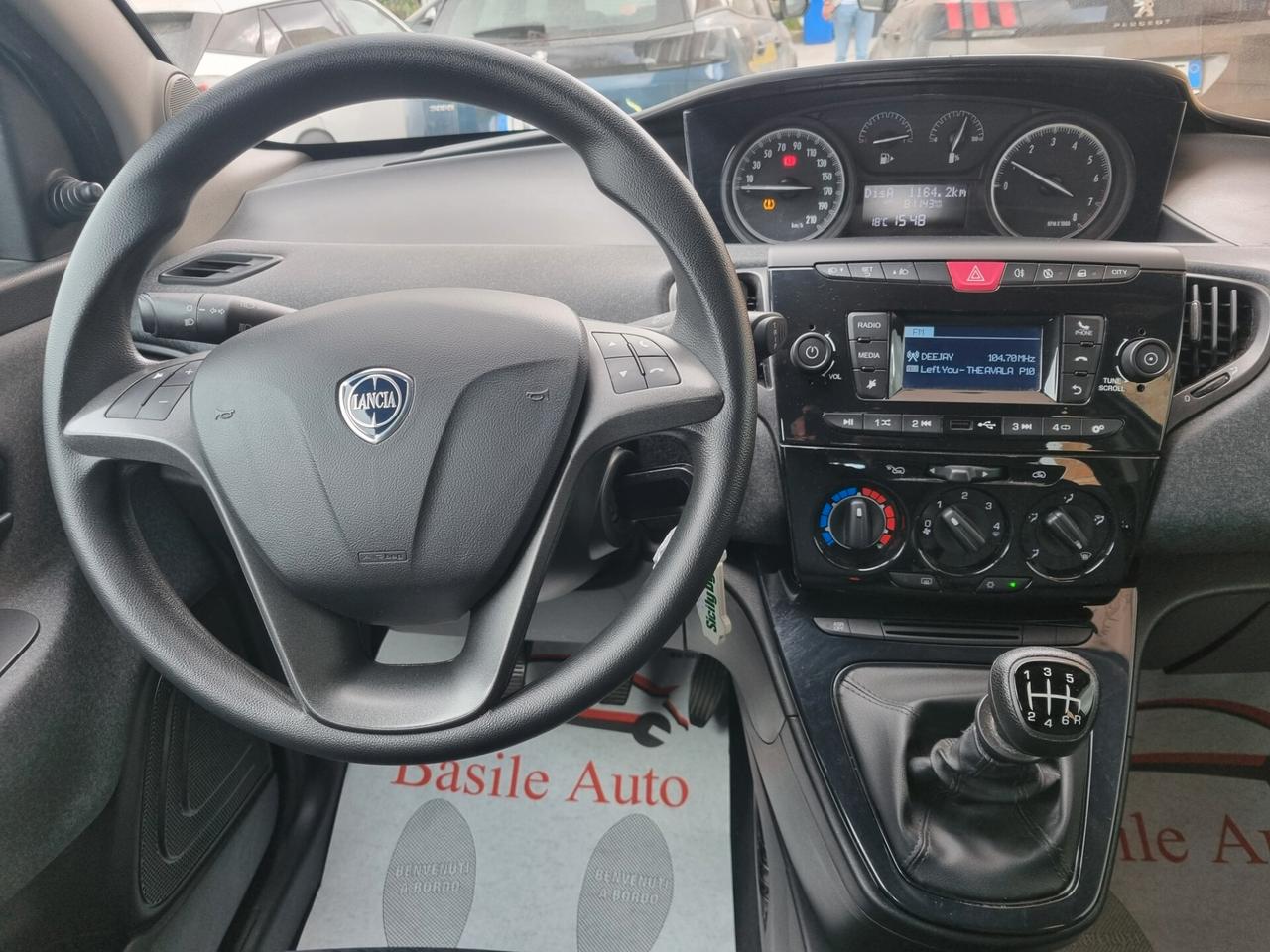 Lancia Ypsilon 1.0 FireFly 5 porte S&S Hybrid Ecochic A. Ferretti