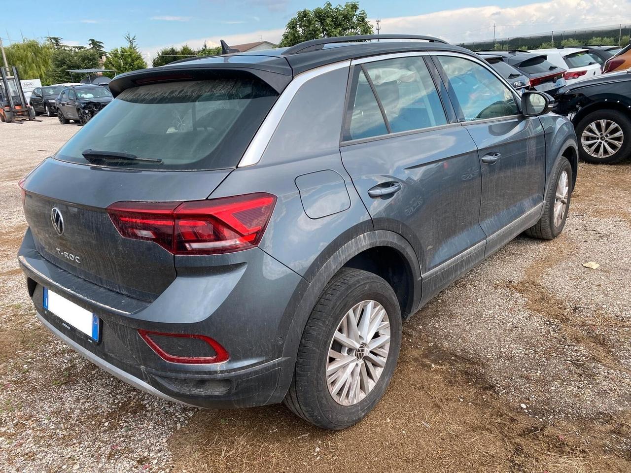 Volkswagen T-Roc 1.0 tsi Life INCIDENTATA - IVA ESPOSTA