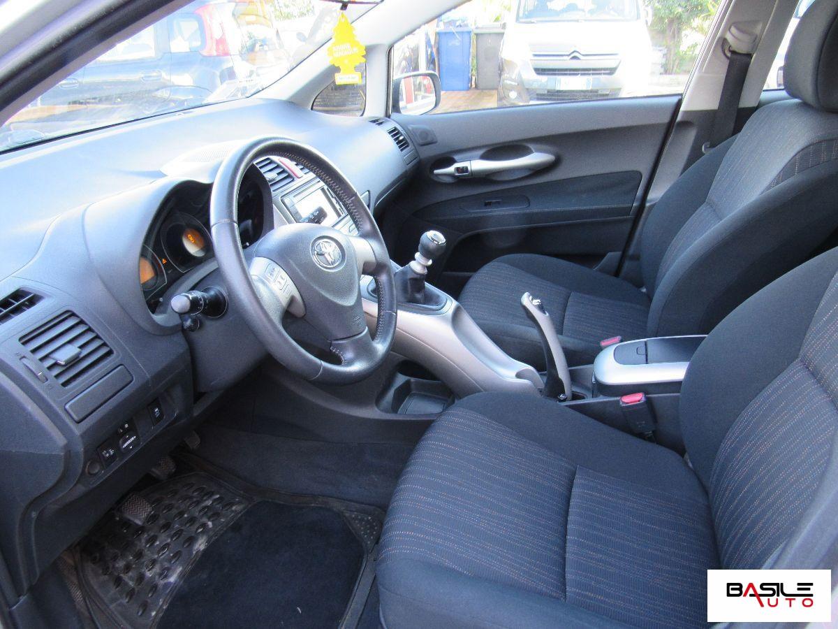 TOYOTA - Auris - D-4D 5p. Sol