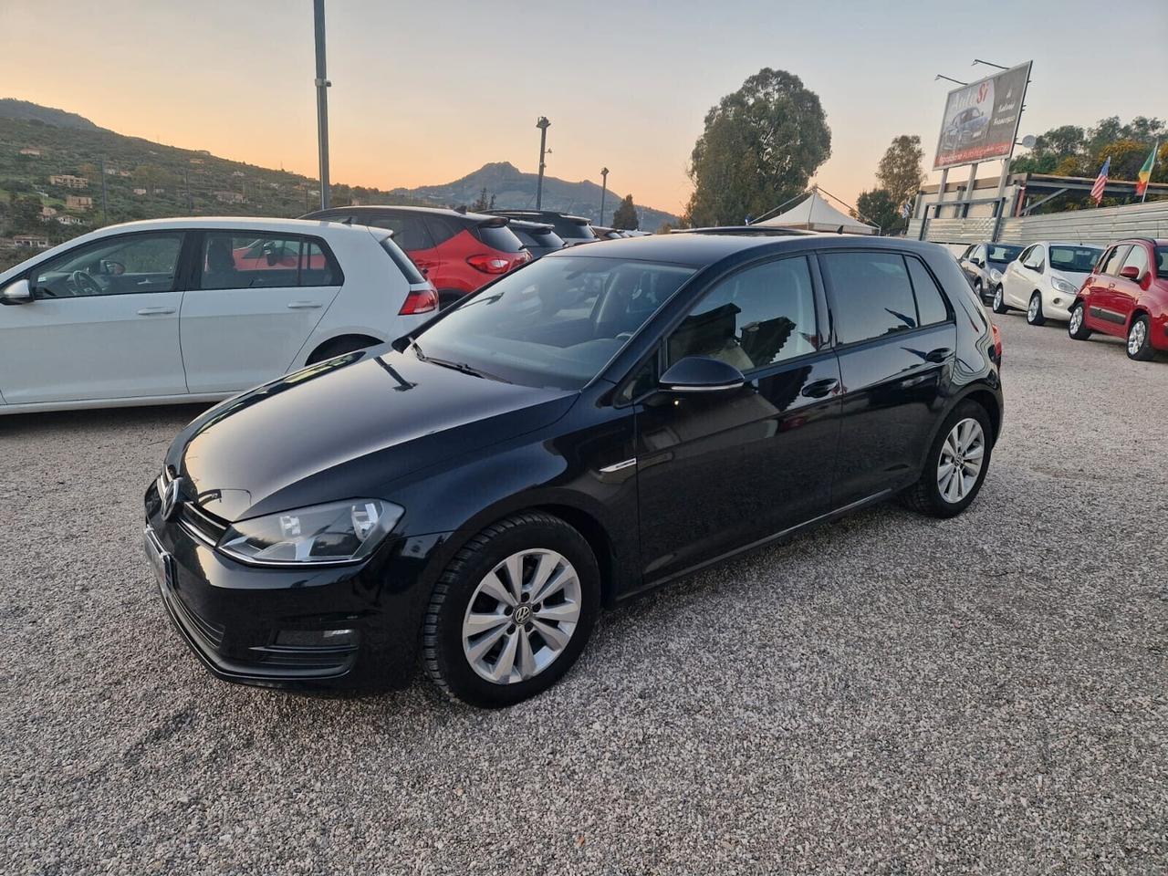 Volkswagen Golf 1.6 TDI 5p. Highline BlueMotion Technology