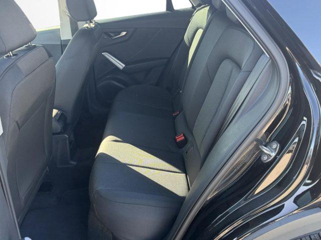 AUDI Q2 30 TDI S tronic Business