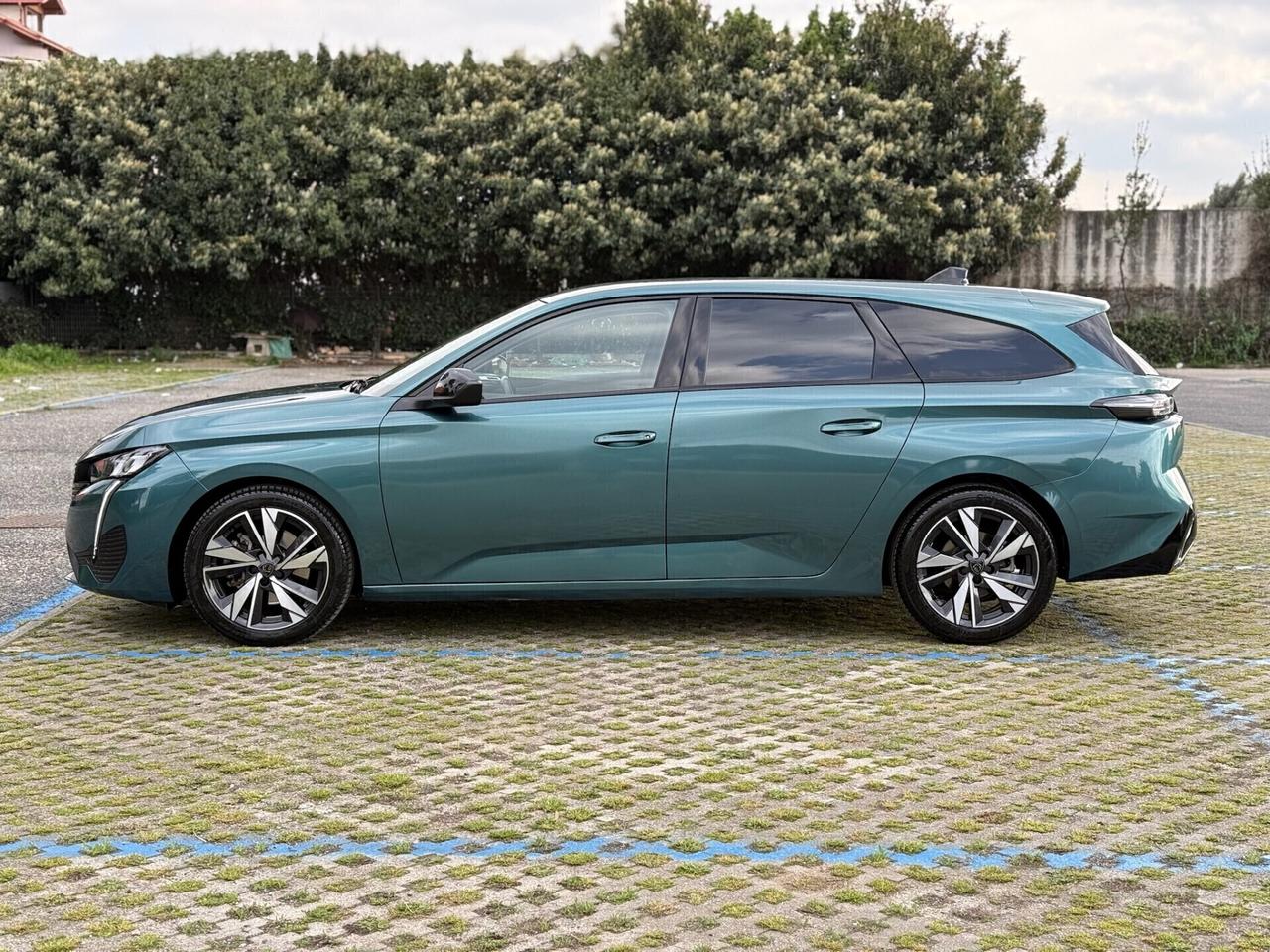 PEUGEOT 308 2022 BlueHDi 130 EAT8 GT