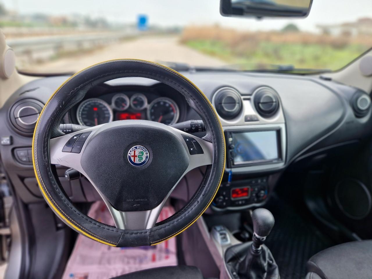 Alfa Romeo MiTo 1.4 78 CV Distinctive Sport Pack