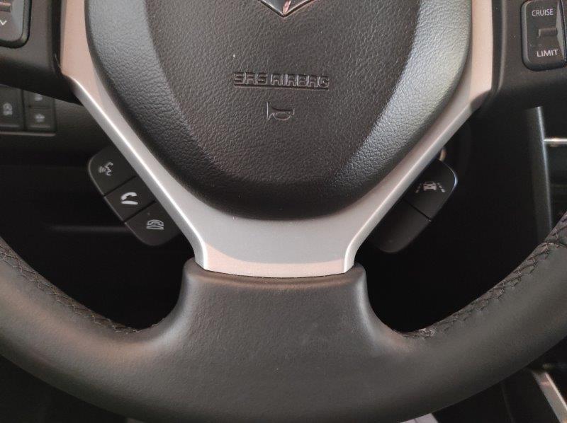 SUZUKI Vitara (2015) - Vitara 1.4 Hybrid Top