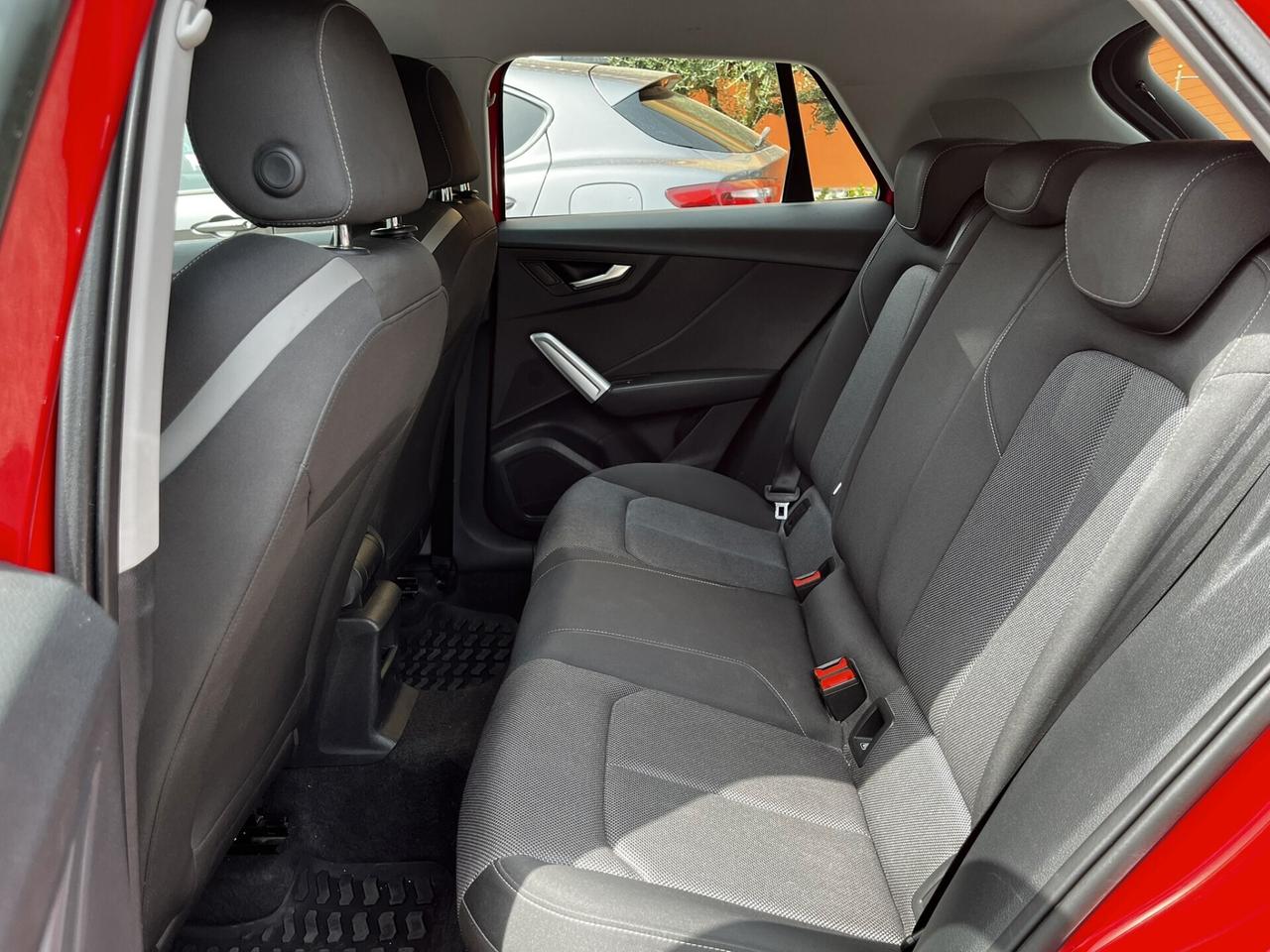 Audi Q2 30 TFSI S tronic Design S line