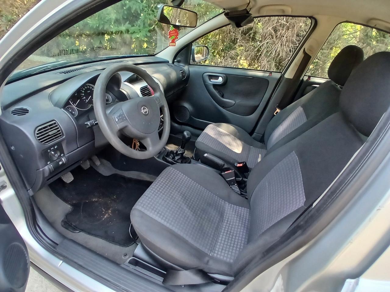 Opel Corsa 1.2i 16V cat 5 porte Club