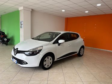 Renault Clio 1.2 75CV GPL 5 porte Live ok neopatentati