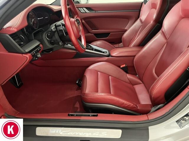 Porsche 911 Carrera 4S **Leasing 990 € al mese**