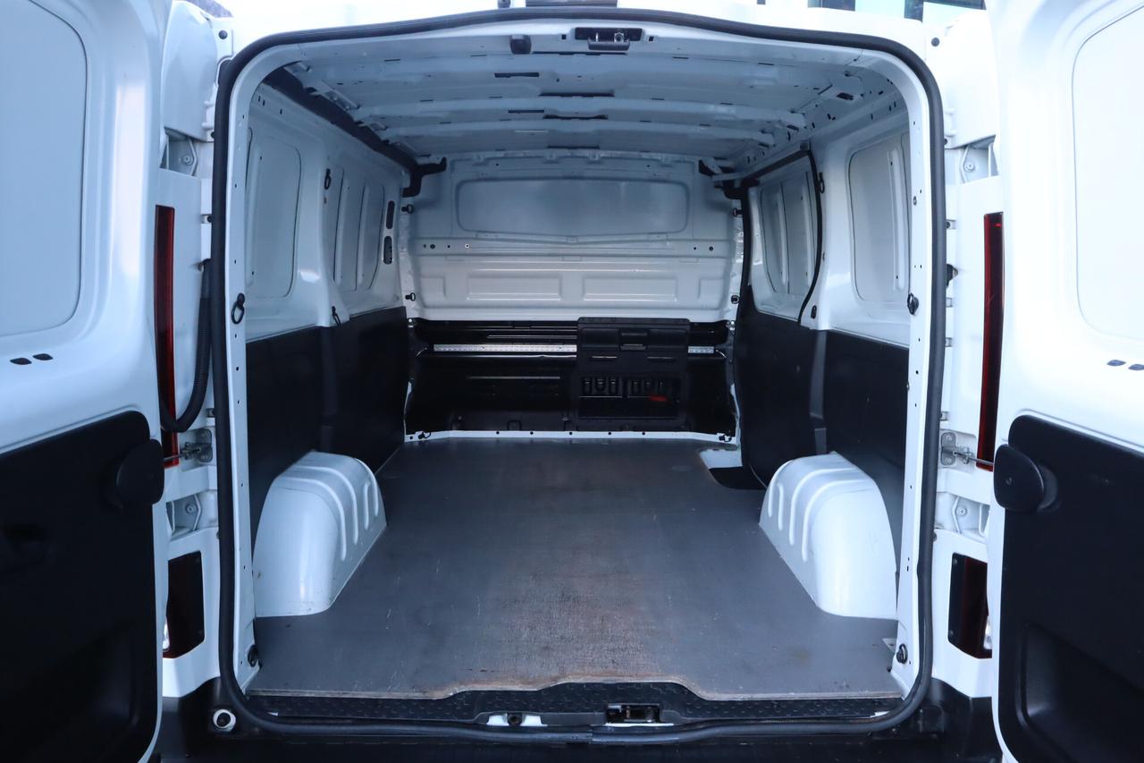 Fiat Talento 2.0 MJT 120 CV L1 Corto 3 POSTI CAMERA 17.850+ IVA