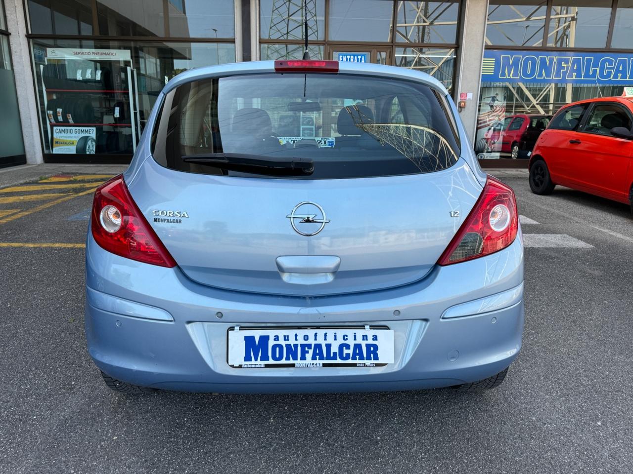 Opel Corsa 1.2 3 porte Club