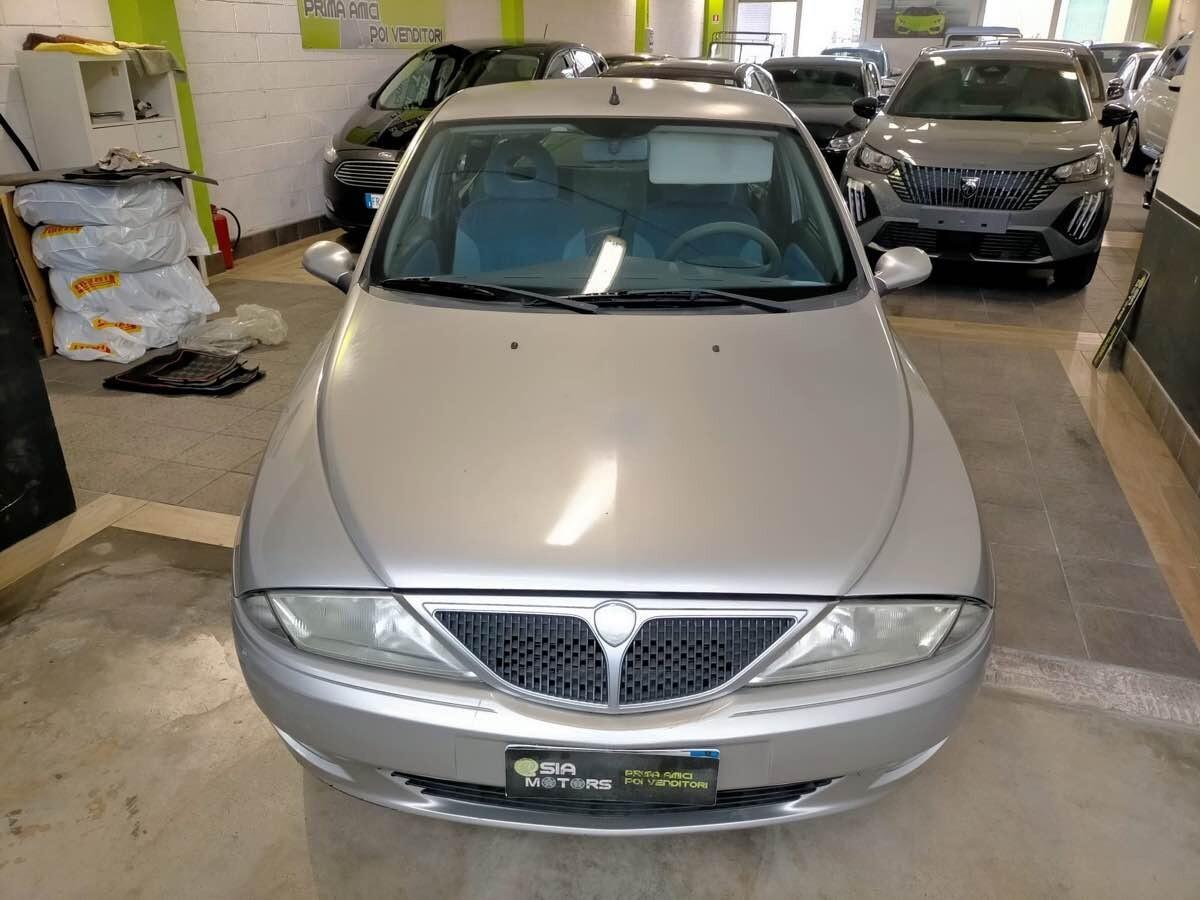 Lancia Y 1.2 NEO PATENTATI